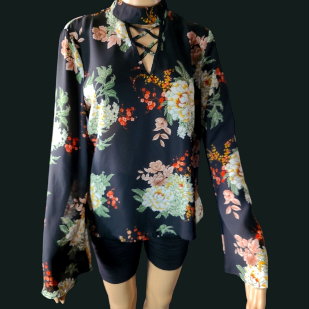 Streetwear Society blouse size S